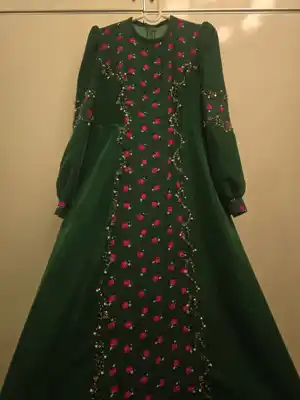 Türkmen fasonlar pombarh fasonlar Fasonlar 2025 fasonlar fason moda modalar Bezen bezen Türkmen fasonlar 2026 Türkmen fasonlar 2025 Türkmen fasonlar 2024 Türkmen fasonlar 2023 turkmenistan türkmenistan turkmen türkmen ashgabat  asgabat aşgabat balkan mary lebap dashoguz dasoguz daşoguz pombarh ponbarhat gulyupek gülýüpek stapel ştapel Gralan Çüýdeşen Abaýa Gadymy Krep Gurultaý 	Keteni Ýüpek Şifon Gipýur Lyon Welwet Atlas Kaşemir Streýç Suzana Ştapel Gülýüpek Pombarh Ýupka Gursakça Aksesuarlar Palto Penjek Okuw eşik Fata Sport eşik Uniforma Nakidka Öýme Şarf kompýuter ýaka ýaglyk Arenda köýnek 2nji el köýnek Taýyn köýnek Matalar Milli lybas milli lybaslar Toý köýnek Toý köýnekler toy koynek toy koynekler gundelik koynekler Gündelik	 
 köýnekler fata koynek Modern taze fason Eskiz koynektm turkmenkoynek türkmenkoynek fason moda moda fasonlar Iş eşik el iş	sada	ýakaly ýakasyz	keşdeli biserli	ýeňli giň nagyşly ýüregi açyk stoýka ýaka ýanly kombinasiýa 	zerli üsti aşak guşakly seçekli gysga ýeňli Ýüň, Panbarhat (Pombarh) Toý köýnek el iş, ýakasyz, ýeňli, giň, kombinasiýa, gaş 17-25, 26-35 Goýy-ýaşyl yaz, tomus, guyz 2nji el