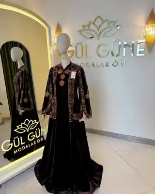 Türkmen fasonlar pombarh fasonlar Fasonlar 2025 fasonlar fason moda modalar Bezen bezen Türkmen fasonlar 2026 Türkmen fasonlar 2025 Türkmen fasonlar 2024 Türkmen fasonlar 2023 turkmenistan türkmenistan turkmen türkmen ashgabat  asgabat aşgabat balkan mary lebap dashoguz dasoguz daşoguz pombarh ponbarhat gulyupek gülýüpek stapel ştapel Gralan Çüýdeşen Abaýa Gadymy Krep Gurultaý 	Keteni Ýüpek Şifon Gipýur Lyon Welwet Atlas Kaşemir Streýç Suzana Ştapel Gülýüpek Pombarh Ýupka Gursakça Aksesuarlar Palto Penjek Okuw eşik Fata Sport eşik Uniforma Nakidka Öýme Şarf kompýuter ýaka ýaglyk Arenda köýnek 2nji el köýnek Taýyn köýnek Matalar Milli lybas milli lybaslar Toý köýnek Toý köýnekler toy koynek toy koynekler gundelik koynekler Gündelik	 
 köýnekler fata koynek Modern taze fason Eskiz koynektm turkmenkoynek türkmenkoynek fason moda moda fasonlar Iş eşik el iş	sada	ýakaly ýakasyz	keşdeli biserli	ýeňli giň nagyşly ýüregi açyk stoýka ýaka ýanly kombinasiýa 	zerli üsti aşak guşakly seçekli gysga ýeňli Panbarhat (Pombarh) Toý köýnek el iş, keşdeli, ýakasyz, ýeňli, nagyşly 17-25, 26-35, 35+ Goýy-gyzyl