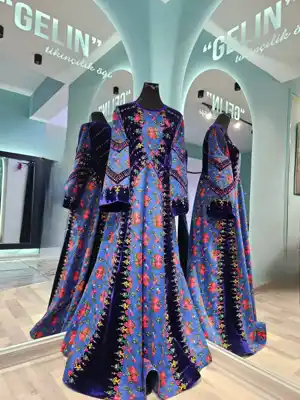 Türkmen fasonlar pombarh fasonlar Fasonlar 2025 fasonlar fason moda modalar Bezen bezen Türkmen fasonlar 2026 Türkmen fasonlar 2025 Türkmen fasonlar 2024 Türkmen fasonlar 2023 turkmenistan türkmenistan turkmen türkmen ashgabat  asgabat aşgabat balkan mary lebap dashoguz dasoguz daşoguz pombarh ponbarhat gulyupek gülýüpek stapel ştapel Gralan Çüýdeşen Abaýa Gadymy Krep Gurultaý 	Keteni Ýüpek Şifon Gipýur Lyon Welwet Atlas Kaşemir Streýç Suzana Ştapel Gülýüpek Pombarh Ýupka Gursakça Aksesuarlar Palto Penjek Okuw eşik Fata Sport eşik Uniforma Nakidka Öýme Şarf kompýuter ýaka ýaglyk Arenda köýnek 2nji el köýnek Taýyn köýnek Matalar Milli lybas milli lybaslar Toý köýnek Toý köýnekler toy koynek toy koynekler gundelik koynekler Gündelik	 
 köýnekler fata koynek Modern taze fason Eskiz koynektm turkmenkoynek türkmenkoynek fason moda moda fasonlar Iş eşik el iş	sada	ýakaly ýakasyz	keşdeli biserli	ýeňli giň nagyşly ýüregi açyk stoýka ýaka ýanly kombinasiýa 	zerli üsti aşak guşakly seçekli gysga ýeňli Toý köýnek biserli  Goýy-gök