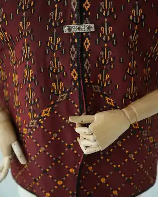 Türkmen fasonlar pombarh fasonlar Fasonlar 2025 fasonlar fason moda modalar Bezen bezen Türkmen fasonlar 2026 Türkmen fasonlar 2025 Türkmen fasonlar 2024 Türkmen fasonlar 2023 turkmenistan türkmenistan turkmen türkmen ashgabat  asgabat aşgabat balkan mary lebap dashoguz dasoguz daşoguz pombarh ponbarhat gulyupek gülýüpek stapel ştapel Gralan Çüýdeşen Abaýa Gadymy Krep Gurultaý 	Keteni Ýüpek Şifon Gipýur Lyon Welwet Atlas Kaşemir Streýç Suzana Ştapel Gülýüpek Pombarh Ýupka Gursakça Aksesuarlar Palto Penjek Okuw eşik Fata Sport eşik Uniforma Nakidka Öýme Şarf kompýuter ýaka ýaglyk Arenda köýnek 2nji el köýnek Taýyn köýnek Matalar Milli lybas milli lybaslar Toý köýnek Toý köýnekler toy koynek toy koynekler gundelik koynekler Gündelik	 
 köýnekler fata koynek Modern taze fason Eskiz koynektm turkmenkoynek türkmenkoynek fason moda moda fasonlar Iş eşik el iş	sada	ýakaly ýakasyz	keşdeli biserli	ýeňli giň nagyşly ýüregi açyk stoýka ýaka ýanly kombinasiýa 	zerli üsti aşak guşakly seçekli gysga ýeňli Milli lybas el iş, keşdeli, ýakasyz, gysga ýeňli, giň, nagyşly  Goýy-gyzyl  Taýyn köýnek