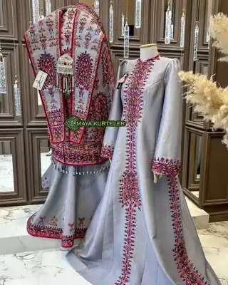 Türkmen fasonlar pombarh fasonlar Fasonlar 2025 fasonlar fason moda modalar Bezen bezen Türkmen fasonlar 2026 Türkmen fasonlar 2025 Türkmen fasonlar 2024 Türkmen fasonlar 2023 turkmenistan türkmenistan turkmen türkmen ashgabat  asgabat aşgabat balkan mary lebap dashoguz dasoguz daşoguz pombarh ponbarhat gulyupek gülýüpek stapel ştapel Gralan Çüýdeşen Abaýa Gadymy Krep Gurultaý 	Keteni Ýüpek Şifon Gipýur Lyon Welwet Atlas Kaşemir Streýç Suzana Ştapel Gülýüpek Pombarh Ýupka Gursakça Aksesuarlar Palto Penjek Okuw eşik Fata Sport eşik Uniforma Nakidka Öýme Şarf kompýuter ýaka ýaglyk Arenda köýnek 2nji el köýnek Taýyn köýnek Matalar Milli lybas milli lybaslar Toý köýnek Toý köýnekler toy koynek toy koynekler gundelik koynekler Gündelik	 
 köýnekler fata koynek Modern taze fason Eskiz koynektm turkmenkoynek türkmenkoynek fason moda moda fasonlar Iş eşik el iş	sada	ýakaly ýakasyz	keşdeli biserli	ýeňli giň nagyşly ýüregi açyk stoýka ýaka ýanly kombinasiýa 	zerli üsti aşak guşakly seçekli gysga ýeňli Keteni Milli lybas el iş, keşdeli, ýakaly, ýeňli, nagyşly 12-16, 17-25, 26-35 Goýy-çal, Kümüş