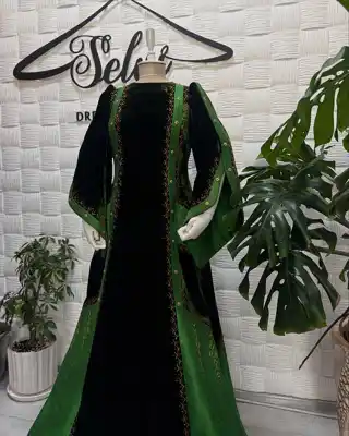 Türkmen fasonlar pombarh fasonlar Fasonlar 2025 fasonlar fason moda modalar Bezen bezen Türkmen fasonlar 2026 Türkmen fasonlar 2025 Türkmen fasonlar 2024 Türkmen fasonlar 2023 turkmenistan türkmenistan turkmen türkmen ashgabat  asgabat aşgabat balkan mary lebap dashoguz dasoguz daşoguz pombarh ponbarhat gulyupek gülýüpek stapel ştapel Gralan Çüýdeşen Abaýa Gadymy Krep Gurultaý 	Keteni Ýüpek Şifon Gipýur Lyon Welwet Atlas Kaşemir Streýç Suzana Ştapel Gülýüpek Pombarh Ýupka Gursakça Aksesuarlar Palto Penjek Okuw eşik Fata Sport eşik Uniforma Nakidka Öýme Şarf kompýuter ýaka ýaglyk Arenda köýnek 2nji el köýnek Taýyn köýnek Matalar Milli lybas milli lybaslar Toý köýnek Toý köýnekler toy koynek toy koynekler gundelik koynekler Gündelik	 
 köýnekler fata koynek Modern taze fason Eskiz koynektm turkmenkoynek türkmenkoynek fason moda moda fasonlar Iş eşik el iş	sada	ýakaly ýakasyz	keşdeli biserli	ýeňli giň nagyşly ýüregi açyk stoýka ýaka ýanly kombinasiýa 	zerli üsti aşak guşakly seçekli gysga ýeňli Panbarhat (Pombarh) Toý köýnek el iş, ýakasyz, ýeňli, giň 26-35, 35+ Ýaşyl, Goýy-ýaşyl yaz, guyz, gysh