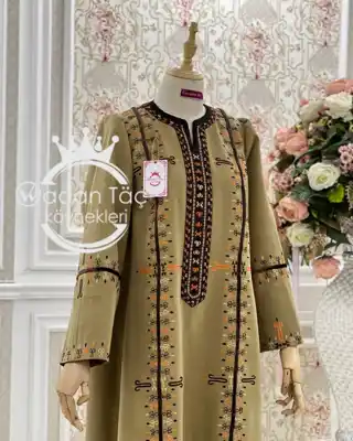 Türkmen fasonlar pombarh fasonlar Fasonlar 2025 fasonlar fason moda modalar Bezen bezen Türkmen fasonlar 2026 Türkmen fasonlar 2025 Türkmen fasonlar 2024 Türkmen fasonlar 2023 turkmenistan türkmenistan turkmen türkmen ashgabat  asgabat aşgabat balkan mary lebap dashoguz dasoguz daşoguz pombarh ponbarhat gulyupek gülýüpek stapel ştapel Gralan Çüýdeşen Abaýa Gadymy Krep Gurultaý 	Keteni Ýüpek Şifon Gipýur Lyon Welwet Atlas Kaşemir Streýç Suzana Ştapel Gülýüpek Pombarh Ýupka Gursakça Aksesuarlar Palto Penjek Okuw eşik Fata Sport eşik Uniforma Nakidka Öýme Şarf kompýuter ýaka ýaglyk Arenda köýnek 2nji el köýnek Taýyn köýnek Matalar Milli lybas milli lybaslar Toý köýnek Toý köýnekler toy koynek toy koynekler gundelik koynekler Gündelik	 
 köýnekler fata koynek Modern taze fason Eskiz koynektm turkmenkoynek türkmenkoynek fason moda moda fasonlar Iş eşik el iş	sada	ýakaly ýakasyz	keşdeli biserli	ýeňli giň nagyşly ýüregi açyk stoýka ýaka ýanly kombinasiýa 	zerli üsti aşak guşakly seçekli gysga ýeňli Gülýüpek Toý köýnek el iş, ýakaly, ýüregi açyk  Bežewyý