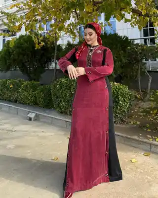 Türkmen fasonlar pombarh fasonlar Fasonlar 2025 fasonlar fason moda modalar Bezen bezen Türkmen fasonlar 2026 Türkmen fasonlar 2025 Türkmen fasonlar 2024 Türkmen fasonlar 2023 turkmenistan türkmenistan turkmen türkmen ashgabat  asgabat aşgabat balkan mary lebap dashoguz dasoguz daşoguz pombarh ponbarhat gulyupek gülýüpek stapel ştapel Gralan Çüýdeşen Abaýa Gadymy Krep Gurultaý 	Keteni Ýüpek Şifon Gipýur Lyon Welwet Atlas Kaşemir Streýç Suzana Ştapel Gülýüpek Pombarh Ýupka Gursakça Aksesuarlar Palto Penjek Okuw eşik Fata Sport eşik Uniforma Nakidka Öýme Şarf kompýuter ýaka ýaglyk Arenda köýnek 2nji el köýnek Taýyn köýnek Matalar Milli lybas milli lybaslar Toý köýnek Toý köýnekler toy koynek toy koynekler gundelik koynekler Gündelik	 
 köýnekler fata koynek Modern taze fason Eskiz koynektm turkmenkoynek türkmenkoynek fason moda moda fasonlar Iş eşik el iş	sada	ýakaly ýakasyz	keşdeli biserli	ýeňli giň nagyşly ýüregi açyk stoýka ýaka ýanly kombinasiýa 	zerli üsti aşak guşakly seçekli gysga ýeňli Gülýüpek Toý köýnek, Gündelik el iş, ýakaly  Goýy-gyzyl