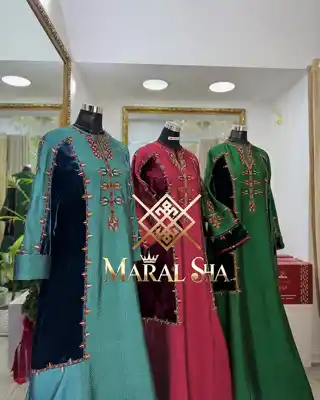 Türkmen fasonlar pombarh fasonlar Fasonlar 2025 fasonlar fason moda modalar Bezen bezen Türkmen fasonlar 2026 Türkmen fasonlar 2025 Türkmen fasonlar 2024 Türkmen fasonlar 2023 turkmenistan türkmenistan turkmen türkmen ashgabat  asgabat aşgabat balkan mary lebap dashoguz dasoguz daşoguz pombarh ponbarhat gulyupek gülýüpek stapel ştapel Gralan Çüýdeşen Abaýa Gadymy Krep Gurultaý 	Keteni Ýüpek Şifon Gipýur Lyon Welwet Atlas Kaşemir Streýç Suzana Ştapel Gülýüpek Pombarh Ýupka Gursakça Aksesuarlar Palto Penjek Okuw eşik Fata Sport eşik Uniforma Nakidka Öýme Şarf kompýuter ýaka ýaglyk Arenda köýnek 2nji el köýnek Taýyn köýnek Matalar Milli lybas milli lybaslar Toý köýnek Toý köýnekler toy koynek toy koynekler gundelik koynekler Gündelik	 
 köýnekler fata koynek Modern taze fason Eskiz koynektm turkmenkoynek türkmenkoynek fason moda moda fasonlar Iş eşik el iş	sada	ýakaly ýakasyz	keşdeli biserli	ýeňli giň nagyşly ýüregi açyk stoýka ýaka ýanly kombinasiýa 	zerli üsti aşak guşakly seçekli gysga ýeňli Keteni, Gipýur, Gülýüpek, Şantu, Panbarhat (Pombarh) Toý köýnek el iş, keşdeli, ýakaly, ýeňli, giň, kombinasiýa, nagyşly 17-25, 26-35 Gök, Goýy-gyzyl, Ýaşyl, Gyzyl, Goýy-ýaşyl yaz, tomus, guyz, gysh