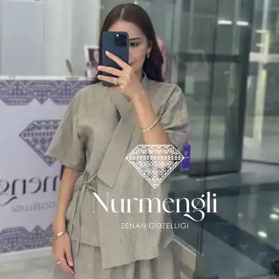 Türkmen fasonlar pombarh fasonlar Fasonlar 2025 fasonlar fason moda modalar Bezen bezen Türkmen fasonlar 2026 Türkmen fasonlar 2025 Türkmen fasonlar 2024 Türkmen fasonlar 2023 turkmenistan türkmenistan turkmen türkmen ashgabat  asgabat aşgabat balkan mary lebap dashoguz dasoguz daşoguz pombarh ponbarhat gulyupek gülýüpek stapel ştapel Gralan Çüýdeşen Abaýa Gadymy Krep Gurultaý 	Keteni Ýüpek Şifon Gipýur Lyon Welwet Atlas Kaşemir Streýç Suzana Ştapel Gülýüpek Pombarh Ýupka Gursakça Aksesuarlar Palto Penjek Okuw eşik Fata Sport eşik Uniforma Nakidka Öýme Şarf kompýuter ýaka ýaglyk Arenda köýnek 2nji el köýnek Taýyn köýnek Matalar Milli lybas milli lybaslar Toý köýnek Toý köýnekler toy koynek toy koynekler gundelik koynekler Gündelik	 
 köýnekler fata koynek Modern taze fason Eskiz koynektm turkmenkoynek türkmenkoynek fason moda moda fasonlar Iş eşik el iş	sada	ýakaly ýakasyz	keşdeli biserli	ýeňli giň nagyşly ýüregi açyk stoýka ýaka ýanly kombinasiýa 	zerli üsti aşak guşakly seçekli gysga ýeňli Gündelik sada, gysga ýeňli, giň 12-16, 17-25, 26-35 Wizon tomus