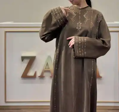 Türkmen fasonlar pombarh fasonlar Fasonlar 2025 fasonlar fason moda modalar Bezen bezen Türkmen fasonlar 2026 Türkmen fasonlar 2025 Türkmen fasonlar 2024 Türkmen fasonlar 2023 turkmenistan türkmenistan turkmen türkmen ashgabat  asgabat aşgabat balkan mary lebap dashoguz dasoguz daşoguz pombarh ponbarhat gulyupek gülýüpek stapel ştapel Gralan Çüýdeşen Abaýa Gadymy Krep Gurultaý 	Keteni Ýüpek Şifon Gipýur Lyon Welwet Atlas Kaşemir Streýç Suzana Ştapel Gülýüpek Pombarh Ýupka Gursakça Aksesuarlar Palto Penjek Okuw eşik Fata Sport eşik Uniforma Nakidka Öýme Şarf kompýuter ýaka ýaglyk Arenda köýnek 2nji el köýnek Taýyn köýnek Matalar Milli lybas milli lybaslar Toý köýnek Toý köýnekler toy koynek toy koynekler gundelik koynekler Gündelik	 
 köýnekler fata koynek Modern taze fason Eskiz koynektm turkmenkoynek türkmenkoynek fason moda moda fasonlar Iş eşik el iş	sada	ýakaly ýakasyz	keşdeli biserli	ýeňli giň nagyşly ýüregi açyk stoýka ýaka ýanly kombinasiýa 	zerli üsti aşak guşakly seçekli gysga ýeňli 