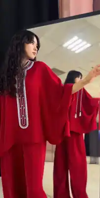 Türkmen fasonlar pombarh fasonlar Fasonlar 2025 fasonlar fason moda modalar Bezen bezen Türkmen fasonlar 2026 Türkmen fasonlar 2025 Türkmen fasonlar 2024 Türkmen fasonlar 2023 turkmenistan türkmenistan turkmen türkmen ashgabat  asgabat aşgabat balkan mary lebap dashoguz dasoguz daşoguz pombarh ponbarhat gulyupek gülýüpek stapel ştapel Gralan Çüýdeşen Abaýa Gadymy Krep Gurultaý 	Keteni Ýüpek Şifon Gipýur Lyon Welwet Atlas Kaşemir Streýç Suzana Ştapel Gülýüpek Pombarh Ýupka Gursakça Aksesuarlar Palto Penjek Okuw eşik Fata Sport eşik Uniforma Nakidka Öýme Şarf kompýuter ýaka ýaglyk Arenda köýnek 2nji el köýnek Taýyn köýnek Matalar Milli lybas milli lybaslar Toý köýnek Toý köýnekler toy koynek toy koynekler gundelik koynekler Gündelik	 
 köýnekler fata koynek Modern taze fason Eskiz koynektm turkmenkoynek türkmenkoynek fason moda moda fasonlar Iş eşik el iş	sada	ýakaly ýakasyz	keşdeli biserli	ýeňli giň nagyşly ýüregi açyk stoýka ýaka ýanly kombinasiýa 	zerli üsti aşak guşakly seçekli gysga ýeňli Şifon Modern el iş, ýakasyz, gysga ýeňli, giň, üsti aşak 17-25, 26-35 Goýy-gyzyl tomus, guyz Taýyn köýnek