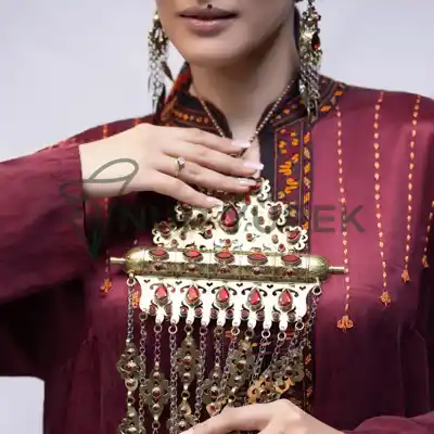 Türkmen fasonlar pombarh fasonlar Fasonlar 2025 fasonlar fason moda modalar Bezen bezen Türkmen fasonlar 2026 Türkmen fasonlar 2025 Türkmen fasonlar 2024 Türkmen fasonlar 2023 turkmenistan türkmenistan turkmen türkmen ashgabat  asgabat aşgabat balkan mary lebap dashoguz dasoguz daşoguz pombarh ponbarhat gulyupek gülýüpek stapel ştapel Gralan Çüýdeşen Abaýa Gadymy Krep Gurultaý 	Keteni Ýüpek Şifon Gipýur Lyon Welwet Atlas Kaşemir Streýç Suzana Ştapel Gülýüpek Pombarh Ýupka Gursakça Aksesuarlar Palto Penjek Okuw eşik Fata Sport eşik Uniforma Nakidka Öýme Şarf kompýuter ýaka ýaglyk Arenda köýnek 2nji el köýnek Taýyn köýnek Matalar Milli lybas milli lybaslar Toý köýnek Toý köýnekler toy koynek toy koynekler gundelik koynekler Gündelik	 
 köýnekler fata koynek Modern taze fason Eskiz koynektm turkmenkoynek türkmenkoynek fason moda moda fasonlar Iş eşik el iş	sada	ýakaly ýakasyz	keşdeli biserli	ýeňli giň nagyşly ýüregi açyk stoýka ýaka ýanly kombinasiýa 	zerli üsti aşak guşakly seçekli gysga ýeňli 