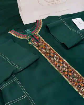 Türkmen fasonlar pombarh fasonlar Fasonlar 2025 fasonlar fason moda modalar Bezen bezen Türkmen fasonlar 2026 Türkmen fasonlar 2025 Türkmen fasonlar 2024 Türkmen fasonlar 2023 turkmenistan türkmenistan turkmen türkmen ashgabat  asgabat aşgabat balkan mary lebap dashoguz dasoguz daşoguz pombarh ponbarhat gulyupek gülýüpek stapel ştapel Gralan Çüýdeşen Abaýa Gadymy Krep Gurultaý 	Keteni Ýüpek Şifon Gipýur Lyon Welwet Atlas Kaşemir Streýç Suzana Ştapel Gülýüpek Pombarh Ýupka Gursakça Aksesuarlar Palto Penjek Okuw eşik Fata Sport eşik Uniforma Nakidka Öýme Şarf kompýuter ýaka ýaglyk Arenda köýnek 2nji el köýnek Taýyn köýnek Matalar Milli lybas milli lybaslar Toý köýnek Toý köýnekler toy koynek toy koynekler gundelik koynekler Gündelik	 
 köýnekler fata koynek Modern taze fason Eskiz koynektm turkmenkoynek türkmenkoynek fason moda moda fasonlar Iş eşik el iş	sada	ýakaly ýakasyz	keşdeli biserli	ýeňli giň nagyşly ýüregi açyk stoýka ýaka ýanly kombinasiýa 	zerli üsti aşak guşakly seçekli gysga ýeňli Ştapel Iş eşik el iş, keşdeli, ýakaly, ýanly, ýeňli, giň 26-35 Goýy-ýaşyl guyz