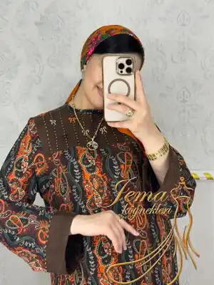 Türkmen fasonlar pombarh fasonlar Fasonlar 2025 fasonlar fason moda modalar Bezen bezen Türkmen fasonlar 2026 Türkmen fasonlar 2025 Türkmen fasonlar 2024 Türkmen fasonlar 2023 turkmenistan türkmenistan turkmen türkmen ashgabat  asgabat aşgabat balkan mary lebap dashoguz dasoguz daşoguz pombarh ponbarhat gulyupek gülýüpek stapel ştapel Gralan Çüýdeşen Abaýa Gadymy Krep Gurultaý 	Keteni Ýüpek Şifon Gipýur Lyon Welwet Atlas Kaşemir Streýç Suzana Ştapel Gülýüpek Pombarh Ýupka Gursakça Aksesuarlar Palto Penjek Okuw eşik Fata Sport eşik Uniforma Nakidka Öýme Şarf kompýuter ýaka ýaglyk Arenda köýnek 2nji el köýnek Taýyn köýnek Matalar Milli lybas milli lybaslar Toý köýnek Toý köýnekler toy koynek toy koynekler gundelik koynekler Gündelik	 
 köýnekler fata koynek Modern taze fason Eskiz koynektm turkmenkoynek türkmenkoynek fason moda moda fasonlar Iş eşik el iş	sada	ýakaly ýakasyz	keşdeli biserli	ýeňli giň nagyşly ýüregi açyk stoýka ýaka ýanly kombinasiýa 	zerli üsti aşak guşakly seçekli gysga ýeňli Ştapel Gündelik ýakasyz, ýeňli, giň, nagyşly 26-35, 35+  yaz, tomus, guyz