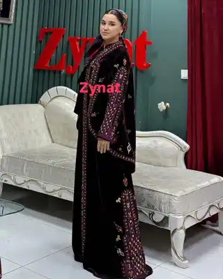 Türkmen fasonlar pombarh fasonlar Fasonlar 2025 fasonlar fason moda modalar Bezen bezen Türkmen fasonlar 2026 Türkmen fasonlar 2025 Türkmen fasonlar 2024 Türkmen fasonlar 2023 turkmenistan türkmenistan turkmen türkmen ashgabat  asgabat aşgabat balkan mary lebap dashoguz dasoguz daşoguz pombarh ponbarhat gulyupek gülýüpek stapel ştapel Gralan Çüýdeşen Abaýa Gadymy Krep Gurultaý 	Keteni Ýüpek Şifon Gipýur Lyon Welwet Atlas Kaşemir Streýç Suzana Ştapel Gülýüpek Pombarh Ýupka Gursakça Aksesuarlar Palto Penjek Okuw eşik Fata Sport eşik Uniforma Nakidka Öýme Şarf kompýuter ýaka ýaglyk Arenda köýnek 2nji el köýnek Taýyn köýnek Matalar Milli lybas milli lybaslar Toý köýnek Toý köýnekler toy koynek toy koynekler gundelik koynekler Gündelik	 
 köýnekler fata koynek Modern taze fason Eskiz koynektm turkmenkoynek türkmenkoynek fason moda moda fasonlar Iş eşik el iş	sada	ýakaly ýakasyz	keşdeli biserli	ýeňli giň nagyşly ýüregi açyk stoýka ýaka ýanly kombinasiýa 	zerli üsti aşak guşakly seçekli gysga ýeňli Panbarhat (Pombarh) Milli lybas el iş, keşdeli, ýakaly, ýeňli, giň, nagyşly 26-35, 35+ #4B2C75 gysh