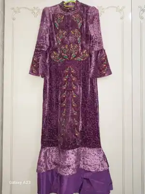 Türkmen fasonlar pombarh fasonlar Fasonlar 2025 fasonlar fason moda modalar Bezen bezen Türkmen fasonlar 2026 Türkmen fasonlar 2025 Türkmen fasonlar 2024 Türkmen fasonlar 2023 turkmenistan türkmenistan turkmen türkmen ashgabat  asgabat aşgabat balkan mary lebap dashoguz dasoguz daşoguz pombarh ponbarhat gulyupek gülýüpek stapel ştapel Gralan Çüýdeşen Abaýa Gadymy Krep Gurultaý 	Keteni Ýüpek Şifon Gipýur Lyon Welwet Atlas Kaşemir Streýç Suzana Ştapel Gülýüpek Pombarh Ýupka Gursakça Aksesuarlar Palto Penjek Okuw eşik Fata Sport eşik Uniforma Nakidka Öýme Şarf kompýuter ýaka ýaglyk Arenda köýnek 2nji el köýnek Taýyn köýnek Matalar Milli lybas milli lybaslar Toý köýnek Toý köýnekler toy koynek toy koynekler gundelik koynekler Gündelik	 
 köýnekler fata koynek Modern taze fason Eskiz koynektm turkmenkoynek türkmenkoynek fason moda moda fasonlar Iş eşik el iş	sada	ýakaly ýakasyz	keşdeli biserli	ýeňli giň nagyşly ýüregi açyk stoýka ýaka ýanly kombinasiýa 	zerli üsti aşak guşakly seçekli gysga ýeňli Keteni, Panbarhat (Pombarh) Toý köýnek ýeňli, giň, kombinasiýa, gaş, 4 iňňe ýaka 17-25, 26-35 Goýy-gyzyl, Gülgüne, #4B2C75 yaz, tomus, guyz 2nji el