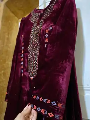 Türkmen fasonlar pombarh fasonlar Fasonlar 2025 fasonlar fason moda modalar Bezen bezen Türkmen fasonlar 2026 Türkmen fasonlar 2025 Türkmen fasonlar 2024 Türkmen fasonlar 2023 turkmenistan türkmenistan turkmen türkmen ashgabat  asgabat aşgabat balkan mary lebap dashoguz dasoguz daşoguz pombarh ponbarhat gulyupek gülýüpek stapel ştapel Gralan Çüýdeşen Abaýa Gadymy Krep Gurultaý 	Keteni Ýüpek Şifon Gipýur Lyon Welwet Atlas Kaşemir Streýç Suzana Ştapel Gülýüpek Pombarh Ýupka Gursakça Aksesuarlar Palto Penjek Okuw eşik Fata Sport eşik Uniforma Nakidka Öýme Şarf kompýuter ýaka ýaglyk Arenda köýnek 2nji el köýnek Taýyn köýnek Matalar Milli lybas milli lybaslar Toý köýnek Toý köýnekler toy koynek toy koynekler gundelik koynekler Gündelik	 
 köýnekler fata koynek Modern taze fason Eskiz koynektm turkmenkoynek türkmenkoynek fason moda moda fasonlar Iş eşik el iş	sada	ýakaly ýakasyz	keşdeli biserli	ýeňli giň nagyşly ýüregi açyk stoýka ýaka ýanly kombinasiýa 	zerli üsti aşak guşakly seçekli gysga ýeňli Panbarhat (Pombarh) Toý köýnek el iş, keşdeli, ýakaly, ýanly, ýeňli, giň, nagyşly 26-35 Goýy-gyzyl yaz, guyz 2nji el