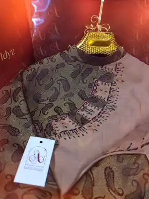 Türkmen fasonlar pombarh fasonlar Fasonlar 2025 fasonlar fason moda modalar Bezen bezen Türkmen fasonlar 2026 Türkmen fasonlar 2025 Türkmen fasonlar 2024 Türkmen fasonlar 2023 turkmenistan türkmenistan turkmen türkmen ashgabat  asgabat aşgabat balkan mary lebap dashoguz dasoguz daşoguz pombarh ponbarhat gulyupek gülýüpek stapel ştapel Gralan Çüýdeşen Abaýa Gadymy Krep Gurultaý 	Keteni Ýüpek Şifon Gipýur Lyon Welwet Atlas Kaşemir Streýç Suzana Ştapel Gülýüpek Pombarh Ýupka Gursakça Aksesuarlar Palto Penjek Okuw eşik Fata Sport eşik Uniforma Nakidka Öýme Şarf kompýuter ýaka ýaglyk Arenda köýnek 2nji el köýnek Taýyn köýnek Matalar Milli lybas milli lybaslar Toý köýnek Toý köýnekler toy koynek toy koynekler gundelik koynekler Gündelik	 
 köýnekler fata koynek Modern taze fason Eskiz koynektm turkmenkoynek türkmenkoynek fason moda moda fasonlar Iş eşik el iş	sada	ýakaly ýakasyz	keşdeli biserli	ýeňli giň nagyşly ýüregi açyk stoýka ýaka ýanly kombinasiýa 	zerli üsti aşak guşakly seçekli gysga ýeňli 