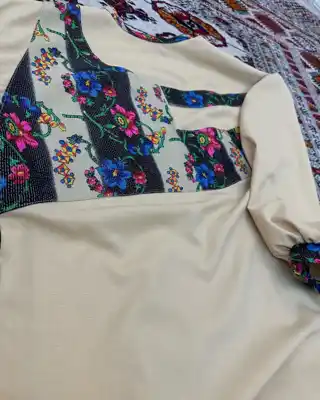 Türkmen fasonlar pombarh fasonlar Fasonlar 2025 fasonlar fason moda modalar Bezen bezen Türkmen fasonlar 2026 Türkmen fasonlar 2025 Türkmen fasonlar 2024 Türkmen fasonlar 2023 turkmenistan türkmenistan turkmen türkmen ashgabat  asgabat aşgabat balkan mary lebap dashoguz dasoguz daşoguz pombarh ponbarhat gulyupek gülýüpek stapel ştapel Gralan Çüýdeşen Abaýa Gadymy Krep Gurultaý 	Keteni Ýüpek Şifon Gipýur Lyon Welwet Atlas Kaşemir Streýç Suzana Ştapel Gülýüpek Pombarh Ýupka Gursakça Aksesuarlar Palto Penjek Okuw eşik Fata Sport eşik Uniforma Nakidka Öýme Şarf kompýuter ýaka ýaglyk Arenda köýnek 2nji el köýnek Taýyn köýnek Matalar Milli lybas milli lybaslar Toý köýnek Toý köýnekler toy koynek toy koynekler gundelik koynekler Gündelik	 
 köýnekler fata koynek Modern taze fason Eskiz koynektm turkmenkoynek türkmenkoynek fason moda moda fasonlar Iş eşik el iş	sada	ýakaly ýakasyz	keşdeli biserli	ýeňli giň nagyşly ýüregi açyk stoýka ýaka ýanly kombinasiýa 	zerli üsti aşak guşakly seçekli gysga ýeňli Lyon Toý köýnek el iş  Bežewyý