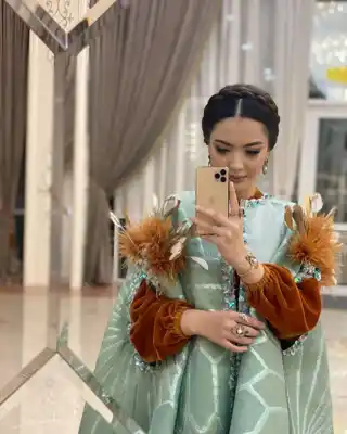 Türkmen fasonlar pombarh fasonlar Fasonlar 2025 fasonlar fason moda modalar Bezen bezen Türkmen fasonlar 2026 Türkmen fasonlar 2025 Türkmen fasonlar 2024 Türkmen fasonlar 2023 turkmenistan türkmenistan turkmen türkmen ashgabat  asgabat aşgabat balkan mary lebap dashoguz dasoguz daşoguz pombarh ponbarhat gulyupek gülýüpek stapel ştapel Gralan Çüýdeşen Abaýa Gadymy Krep Gurultaý 	Keteni Ýüpek Şifon Gipýur Lyon Welwet Atlas Kaşemir Streýç Suzana Ştapel Gülýüpek Pombarh Ýupka Gursakça Aksesuarlar Palto Penjek Okuw eşik Fata Sport eşik Uniforma Nakidka Öýme Şarf kompýuter ýaka ýaglyk Arenda köýnek 2nji el köýnek Taýyn köýnek Matalar Milli lybas milli lybaslar Toý köýnek Toý köýnekler toy koynek toy koynekler gundelik koynekler Gündelik	 
 köýnekler fata koynek Modern taze fason Eskiz koynektm turkmenkoynek türkmenkoynek fason moda moda fasonlar Iş eşik el iş	sada	ýakaly ýakasyz	keşdeli biserli	ýeňli giň nagyşly ýüregi açyk stoýka ýaka ýanly kombinasiýa 	zerli üsti aşak guşakly seçekli gysga ýeňli Panbarhat (Pombarh) Toý köýnek el iş