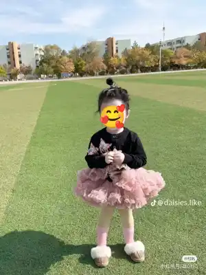 Türkmen fasonlar pombarh fasonlar Fasonlar 2025 fasonlar fason moda modalar Bezen bezen Türkmen fasonlar 2026 Türkmen fasonlar 2025 Türkmen fasonlar 2024 Türkmen fasonlar 2023 turkmenistan türkmenistan turkmen türkmen ashgabat  asgabat aşgabat balkan mary lebap dashoguz dasoguz daşoguz pombarh ponbarhat gulyupek gülýüpek stapel ştapel Gralan Çüýdeşen Abaýa Gadymy Krep Gurultaý 	Keteni Ýüpek Şifon Gipýur Lyon Welwet Atlas Kaşemir Streýç Suzana Ştapel Gülýüpek Pombarh Ýupka Gursakça Aksesuarlar Palto Penjek Okuw eşik Fata Sport eşik Uniforma Nakidka Öýme Şarf kompýuter ýaka ýaglyk Arenda köýnek 2nji el köýnek Taýyn köýnek Matalar Milli lybas milli lybaslar Toý köýnek Toý köýnekler toy koynek toy koynekler gundelik koynekler Gündelik	 
 köýnekler fata koynek Modern taze fason Eskiz koynektm turkmenkoynek türkmenkoynek fason moda moda fasonlar Iş eşik el iş	sada	ýakaly ýakasyz	keşdeli biserli	ýeňli giň nagyşly ýüregi açyk stoýka ýaka ýanly kombinasiýa 	zerli üsti aşak guşakly seçekli gysga ýeňli Toý köýnek, Gündelik  -12