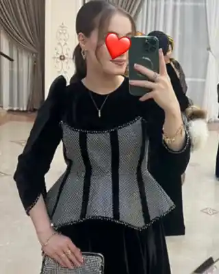 Türkmen fasonlar pombarh fasonlar Fasonlar 2025 fasonlar fason moda modalar Bezen bezen Türkmen fasonlar 2026 Türkmen fasonlar 2025 Türkmen fasonlar 2024 Türkmen fasonlar 2023 turkmenistan türkmenistan turkmen türkmen ashgabat  asgabat aşgabat balkan mary lebap dashoguz dasoguz daşoguz pombarh ponbarhat gulyupek gülýüpek stapel ştapel Gralan Çüýdeşen Abaýa Gadymy Krep Gurultaý 	Keteni Ýüpek Şifon Gipýur Lyon Welwet Atlas Kaşemir Streýç Suzana Ştapel Gülýüpek Pombarh Ýupka Gursakça Aksesuarlar Palto Penjek Okuw eşik Fata Sport eşik Uniforma Nakidka Öýme Şarf kompýuter ýaka ýaglyk Arenda köýnek 2nji el köýnek Taýyn köýnek Matalar Milli lybas milli lybaslar Toý köýnek Toý köýnekler toy koynek toy koynekler gundelik koynekler Gündelik	 
 köýnekler fata koynek Modern taze fason Eskiz koynektm turkmenkoynek türkmenkoynek fason moda moda fasonlar Iş eşik el iş	sada	ýakaly ýakasyz	keşdeli biserli	ýeňli giň nagyşly ýüregi açyk stoýka ýaka ýanly kombinasiýa 	zerli üsti aşak guşakly seçekli gysga ýeňli Toý köýnek sada  Gara, Kümüş