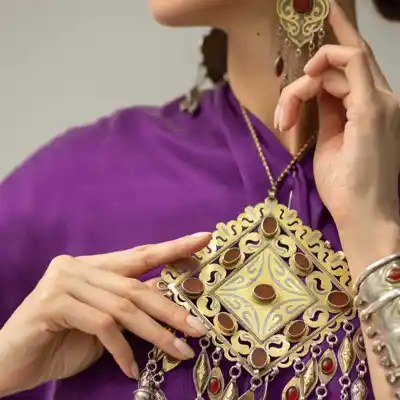 Türkmen fasonlar pombarh fasonlar Fasonlar 2025 fasonlar fason moda modalar Bezen bezen Türkmen fasonlar 2026 Türkmen fasonlar 2025 Türkmen fasonlar 2024 Türkmen fasonlar 2023 turkmenistan türkmenistan turkmen türkmen ashgabat  asgabat aşgabat balkan mary lebap dashoguz dasoguz daşoguz pombarh ponbarhat gulyupek gülýüpek stapel ştapel Gralan Çüýdeşen Abaýa Gadymy Krep Gurultaý 	Keteni Ýüpek Şifon Gipýur Lyon Welwet Atlas Kaşemir Streýç Suzana Ştapel Gülýüpek Pombarh Ýupka Gursakça Aksesuarlar Palto Penjek Okuw eşik Fata Sport eşik Uniforma Nakidka Öýme Şarf kompýuter ýaka ýaglyk Arenda köýnek 2nji el köýnek Taýyn köýnek Matalar Milli lybas milli lybaslar Toý köýnek Toý köýnekler toy koynek toy koynekler gundelik koynekler Gündelik	 
 köýnekler fata koynek Modern taze fason Eskiz koynektm turkmenkoynek türkmenkoynek fason moda moda fasonlar Iş eşik el iş	sada	ýakaly ýakasyz	keşdeli biserli	ýeňli giň nagyşly ýüregi açyk stoýka ýaka ýanly kombinasiýa 	zerli üsti aşak guşakly seçekli gysga ýeňli Matalar