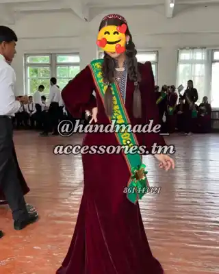 Türkmen fasonlar pombarh fasonlar Fasonlar 2025 fasonlar fason moda modalar Bezen bezen Türkmen fasonlar 2026 Türkmen fasonlar 2025 Türkmen fasonlar 2024 Türkmen fasonlar 2023 turkmenistan türkmenistan turkmen türkmen ashgabat  asgabat aşgabat balkan mary lebap dashoguz dasoguz daşoguz pombarh ponbarhat gulyupek gülýüpek stapel ştapel Gralan Çüýdeşen Abaýa Gadymy Krep Gurultaý 	Keteni Ýüpek Şifon Gipýur Lyon Welwet Atlas Kaşemir Streýç Suzana Ştapel Gülýüpek Pombarh Ýupka Gursakça Aksesuarlar Palto Penjek Okuw eşik Fata Sport eşik Uniforma Nakidka Öýme Şarf kompýuter ýaka ýaglyk Arenda köýnek 2nji el köýnek Taýyn köýnek Matalar Milli lybas milli lybaslar Toý köýnek Toý köýnekler toy koynek toy koynekler gundelik koynekler Gündelik	 
 köýnekler fata koynek Modern taze fason Eskiz koynektm turkmenkoynek türkmenkoynek fason moda moda fasonlar Iş eşik el iş	sada	ýakaly ýakasyz	keşdeli biserli	ýeňli giň nagyşly ýüregi açyk stoýka ýaka ýanly kombinasiýa 	zerli üsti aşak guşakly seçekli gysga ýeňli Uçurym köýnek