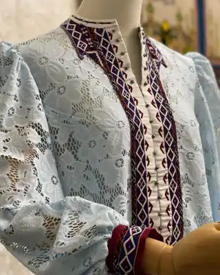 Türkmen fasonlar pombarh fasonlar Fasonlar 2025 fasonlar fason moda modalar Bezen bezen Türkmen fasonlar 2026 Türkmen fasonlar 2025 Türkmen fasonlar 2024 Türkmen fasonlar 2023 turkmenistan türkmenistan turkmen türkmen ashgabat  asgabat aşgabat balkan mary lebap dashoguz dasoguz daşoguz pombarh ponbarhat gulyupek gülýüpek stapel ştapel Gralan Çüýdeşen Abaýa Gadymy Krep Gurultaý 	Keteni Ýüpek Şifon Gipýur Lyon Welwet Atlas Kaşemir Streýç Suzana Ştapel Gülýüpek Pombarh Ýupka Gursakça Aksesuarlar Palto Penjek Okuw eşik Fata Sport eşik Uniforma Nakidka Öýme Şarf kompýuter ýaka ýaglyk Arenda köýnek 2nji el köýnek Taýyn köýnek Matalar Milli lybas milli lybaslar Toý köýnek Toý köýnekler toy koynek toy koynekler gundelik koynekler Gündelik	 
 köýnekler fata koynek Modern taze fason Eskiz koynektm turkmenkoynek türkmenkoynek fason moda moda fasonlar Iş eşik el iş	sada	ýakaly ýakasyz	keşdeli biserli	ýeňli giň nagyşly ýüregi açyk stoýka ýaka ýanly kombinasiýa 	zerli üsti aşak guşakly seçekli gysga ýeňli 