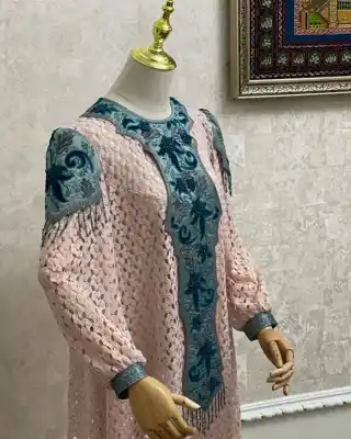 Türkmen fasonlar pombarh fasonlar Fasonlar 2025 fasonlar fason moda modalar Bezen bezen Türkmen fasonlar 2026 Türkmen fasonlar 2025 Türkmen fasonlar 2024 Türkmen fasonlar 2023 turkmenistan türkmenistan turkmen türkmen ashgabat  asgabat aşgabat balkan mary lebap dashoguz dasoguz daşoguz pombarh ponbarhat gulyupek gülýüpek stapel ştapel Gralan Çüýdeşen Abaýa Gadymy Krep Gurultaý 	Keteni Ýüpek Şifon Gipýur Lyon Welwet Atlas Kaşemir Streýç Suzana Ştapel Gülýüpek Pombarh Ýupka Gursakça Aksesuarlar Palto Penjek Okuw eşik Fata Sport eşik Uniforma Nakidka Öýme Şarf kompýuter ýaka ýaglyk Arenda köýnek 2nji el köýnek Taýyn köýnek Matalar Milli lybas milli lybaslar Toý köýnek Toý köýnekler toy koynek toy koynekler gundelik koynekler Gündelik	 
 köýnekler fata koynek Modern taze fason Eskiz koynektm turkmenkoynek türkmenkoynek fason moda moda fasonlar Iş eşik el iş	sada	ýakaly ýakasyz	keşdeli biserli	ýeňli giň nagyşly ýüregi açyk stoýka ýaka ýanly kombinasiýa 	zerli üsti aşak guşakly seçekli gysga ýeňli Toý köýnek