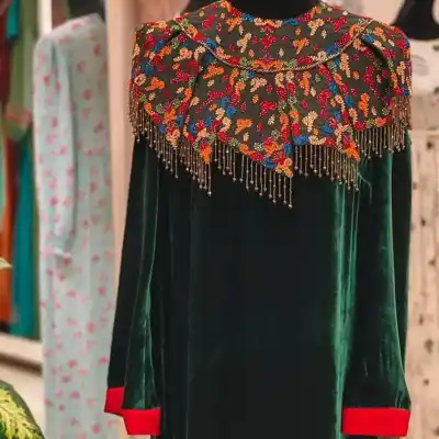 Türkmen fasonlar pombarh fasonlar Fasonlar 2025 fasonlar fason moda modalar Bezen bezen Türkmen fasonlar 2026 Türkmen fasonlar 2025 Türkmen fasonlar 2024 Türkmen fasonlar 2023 turkmenistan türkmenistan turkmen türkmen ashgabat  asgabat aşgabat balkan mary lebap dashoguz dasoguz daşoguz pombarh ponbarhat gulyupek gülýüpek stapel ştapel Gralan Çüýdeşen Abaýa Gadymy Krep Gurultaý 	Keteni Ýüpek Şifon Gipýur Lyon Welwet Atlas Kaşemir Streýç Suzana Ştapel Gülýüpek Pombarh Ýupka Gursakça Aksesuarlar Palto Penjek Okuw eşik Fata Sport eşik Uniforma Nakidka Öýme Şarf kompýuter ýaka ýaglyk Arenda köýnek 2nji el köýnek Taýyn köýnek Matalar Milli lybas milli lybaslar Toý köýnek Toý köýnekler toy koynek toy koynekler gundelik koynekler Gündelik	 
 köýnekler fata koynek Modern taze fason Eskiz koynektm turkmenkoynek türkmenkoynek fason moda moda fasonlar Iş eşik el iş	sada	ýakaly ýakasyz	keşdeli biserli	ýeňli giň nagyşly ýüregi açyk stoýka ýaka ýanly kombinasiýa 	zerli üsti aşak guşakly seçekli gysga ýeňli 