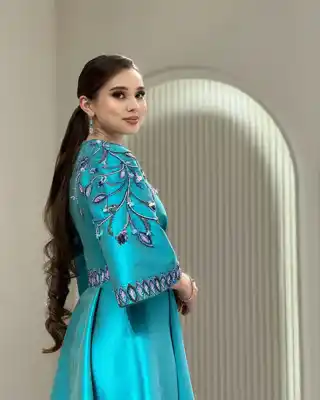 Türkmen fasonlar pombarh fasonlar Fasonlar 2025 fasonlar fason moda modalar Bezen bezen Türkmen fasonlar 2026 Türkmen fasonlar 2025 Türkmen fasonlar 2024 Türkmen fasonlar 2023 turkmenistan türkmenistan turkmen türkmen ashgabat  asgabat aşgabat balkan mary lebap dashoguz dasoguz daşoguz pombarh ponbarhat gulyupek gülýüpek stapel ştapel Gralan Çüýdeşen Abaýa Gadymy Krep Gurultaý 	Keteni Ýüpek Şifon Gipýur Lyon Welwet Atlas Kaşemir Streýç Suzana Ştapel Gülýüpek Pombarh Ýupka Gursakça Aksesuarlar Palto Penjek Okuw eşik Fata Sport eşik Uniforma Nakidka Öýme Şarf kompýuter ýaka ýaglyk Arenda köýnek 2nji el köýnek Taýyn köýnek Matalar Milli lybas milli lybaslar Toý köýnek Toý köýnekler toy koynek toy koynekler gundelik koynekler Gündelik	 
 köýnekler fata koynek Modern taze fason Eskiz koynektm turkmenkoynek türkmenkoynek fason moda moda fasonlar Iş eşik el iş	sada	ýakaly ýakasyz	keşdeli biserli	ýeňli giň nagyşly ýüregi açyk stoýka ýaka ýanly kombinasiýa 	zerli üsti aşak guşakly seçekli gysga ýeňli 