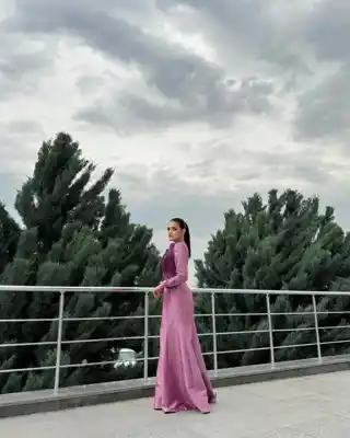 Türkmen fasonlar pombarh fasonlar Fasonlar 2025 fasonlar fason moda modalar Bezen bezen Türkmen fasonlar 2026 Türkmen fasonlar 2025 Türkmen fasonlar 2024 Türkmen fasonlar 2023 turkmenistan türkmenistan turkmen türkmen ashgabat  asgabat aşgabat balkan mary lebap dashoguz dasoguz daşoguz pombarh ponbarhat gulyupek gülýüpek stapel ştapel Gralan Çüýdeşen Abaýa Gadymy Krep Gurultaý 	Keteni Ýüpek Şifon Gipýur Lyon Welwet Atlas Kaşemir Streýç Suzana Ştapel Gülýüpek Pombarh Ýupka Gursakça Aksesuarlar Palto Penjek Okuw eşik Fata Sport eşik Uniforma Nakidka Öýme Şarf kompýuter ýaka ýaglyk Arenda köýnek 2nji el köýnek Taýyn köýnek Matalar Milli lybas milli lybaslar Toý köýnek Toý köýnekler toy koynek toy koynekler gundelik koynekler Gündelik	 
 köýnekler fata koynek Modern taze fason Eskiz koynektm turkmenkoynek türkmenkoynek fason moda moda fasonlar Iş eşik el iş	sada	ýakaly ýakasyz	keşdeli biserli	ýeňli giň nagyşly ýüregi açyk stoýka ýaka ýanly kombinasiýa 	zerli üsti aşak guşakly seçekli gysga ýeňli 